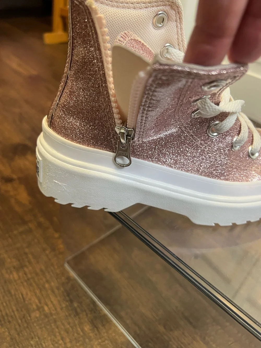 Converse Girls Chuck Taylor All Star Lugged Glitter Sneakers Size 13 Color Pink
